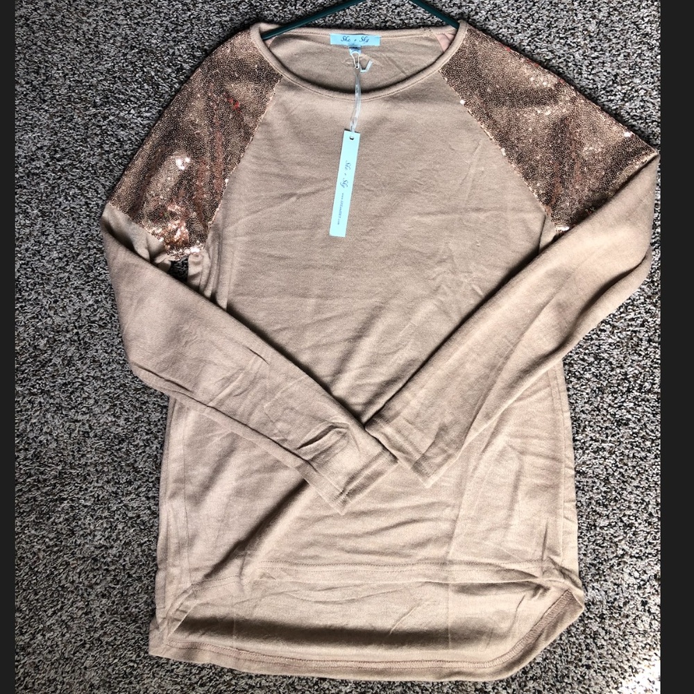 Long sleeve sequin shoulder top